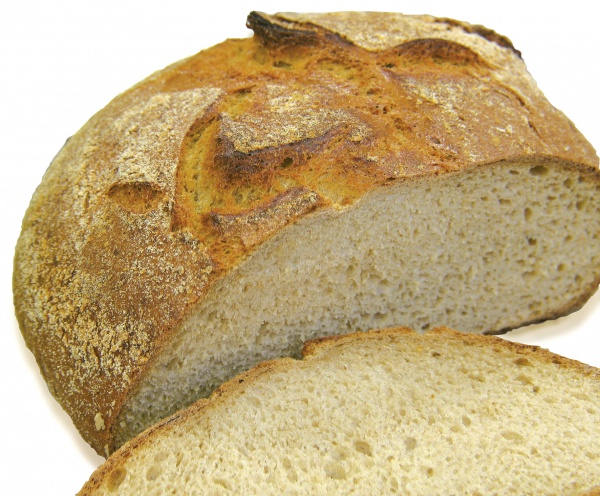 Jugoso y esponjoso pan elaborado con mezcla de harinas de trigo, con un 6% de copos de patata.
