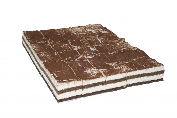 Dos capas de bizcocho emborrachadas de café y amaretto, con un relleno de crema de queso y mascarpone. Espolvoreado con cacao en polvo.
