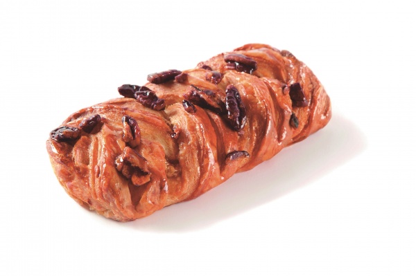 Deliciosa tranza hojaldrada con nueces de pecan y jarabe de arce. El 21% de producto es relleno.